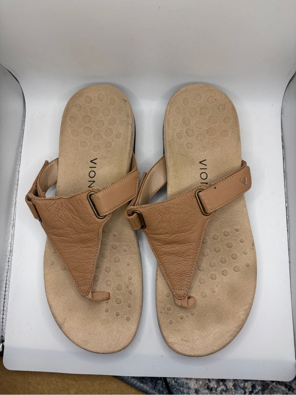Women’s Vionic Sandals Size 9